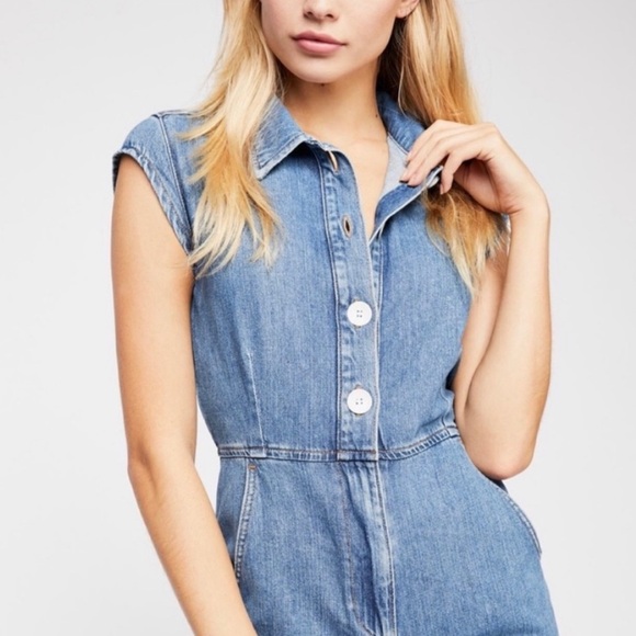 Free People Jumpsuit Blue Denim Cap Sleeve Button Up Front - Picture 1 of 4